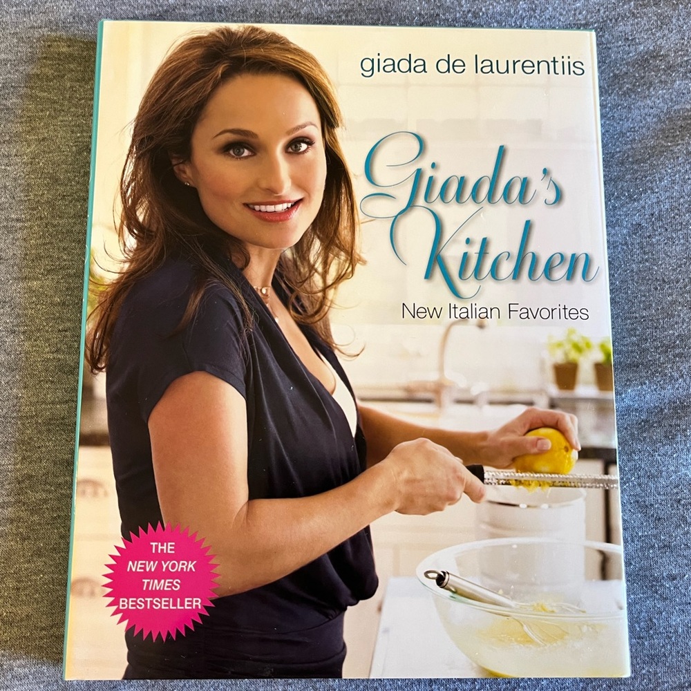 Giada's Kitchen: New Italian Favorites Cookbook